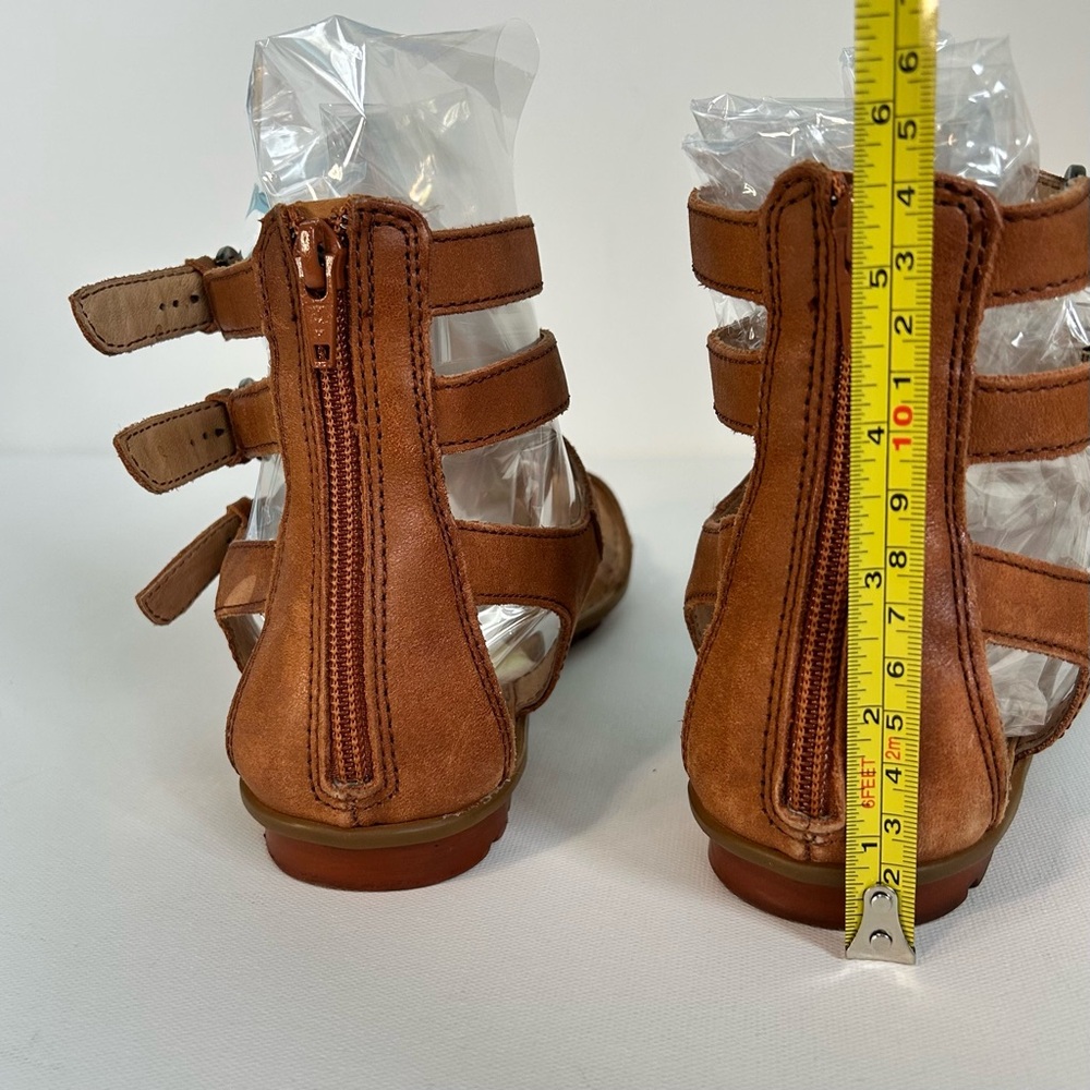 Born Strappy Gladiator Sandals Women’s 9 M Brown Leather Back Zipper - Picture 12 of 15